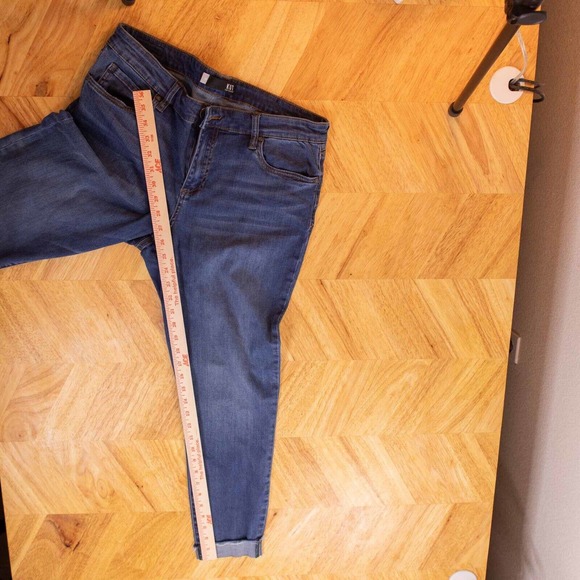 Kut From The Kloth Womens Jeans Size 14 Ankle Skinny Jeans Dark Wash Stretch - Picture 8 of 15